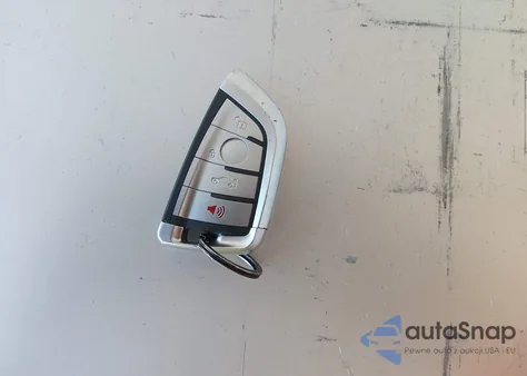 2015 BMW 528I из США, поврежденный, VIN WBA5A5C57FD523019